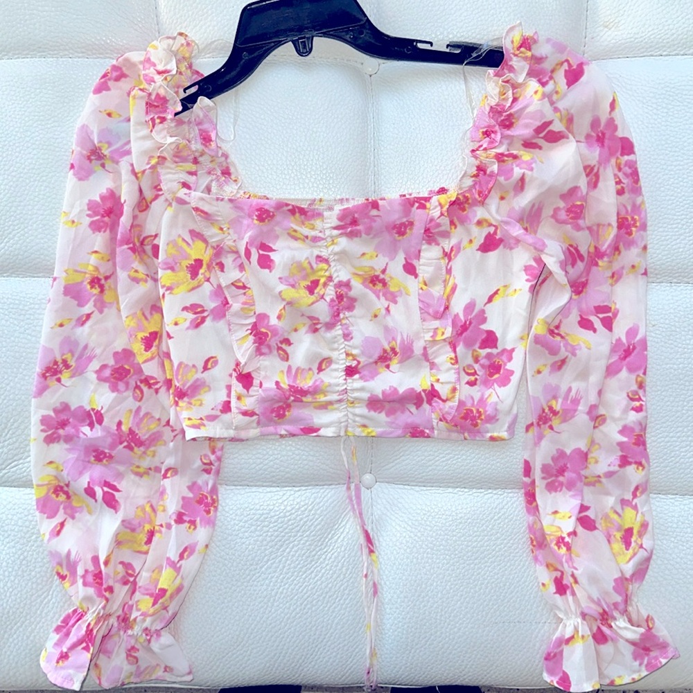 Privy crop top , long sleeves